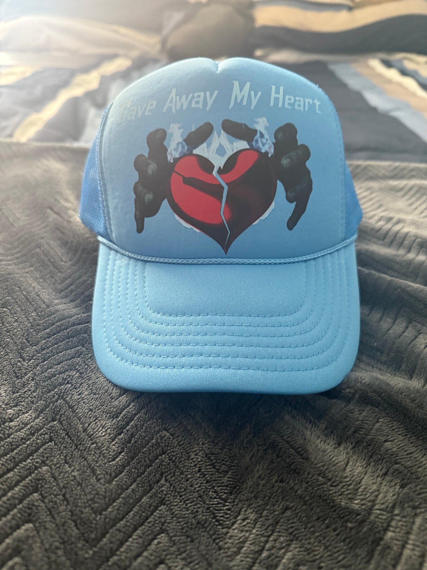 Gamh/4evermisunderstood merch